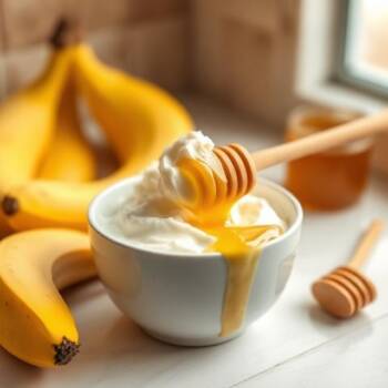 Сбогом, цъфтящи краища! 5 домашни маски, които спасяват косата точно преди лятото