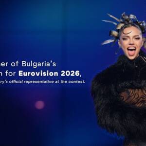 Дара, Евровизия 2026: България отново мечтае за голямата победа Сценичен образ на Дара с артистичен грим и прическа, заложен като визуална концепция за участието в Дара, Евровизия 2026